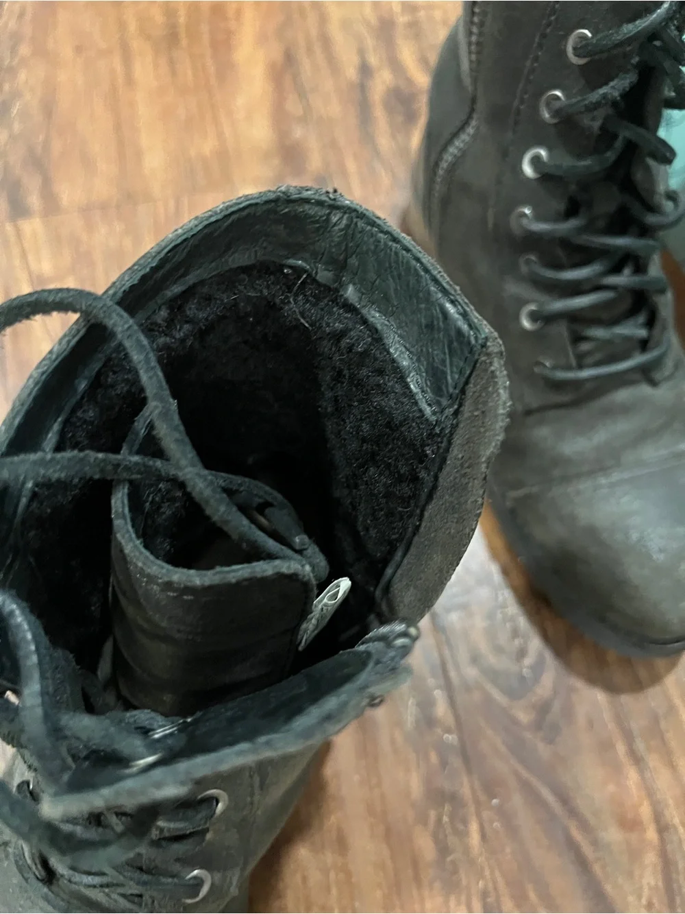 UGG classic black